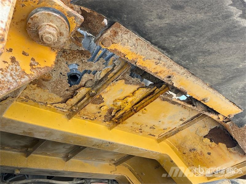 Komatsu HD325 Articulated Dump Trucks (ADTs)