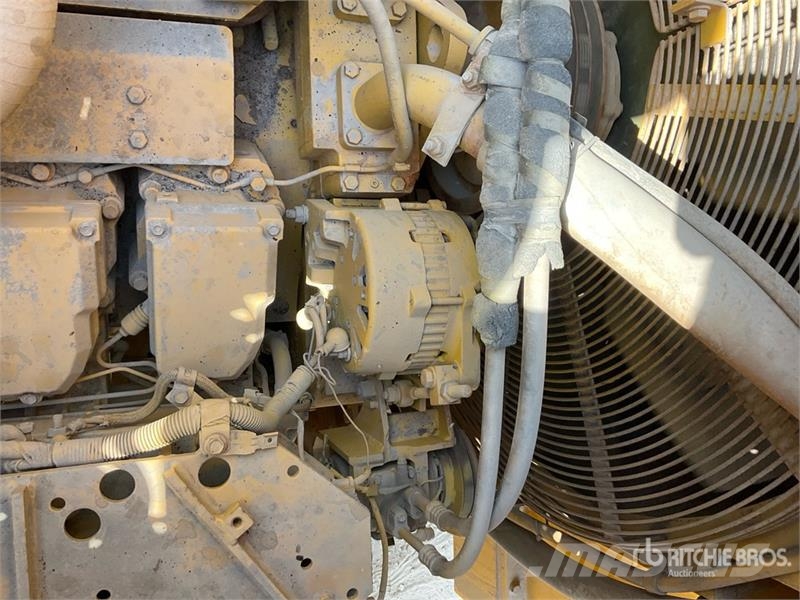 Komatsu HD785-5 Belden kirma kaya kamyonu