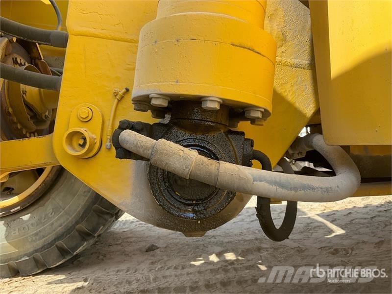 Komatsu HD785-5 Belden kirma kaya kamyonu