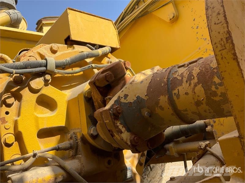 Komatsu HD785-5 Belden kirma kaya kamyonu