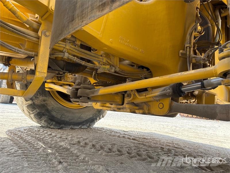 Komatsu HD785-5 Articulated Haulers