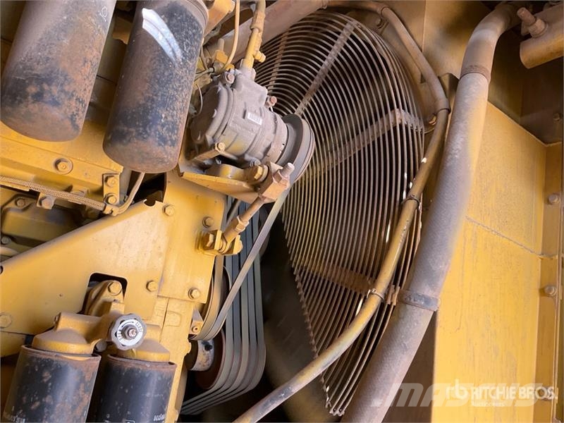 Komatsu HD785-5 Belden kirma kaya kamyonu