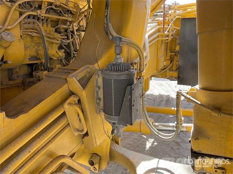 Komatsu HD785-5 Belden kirma kaya kamyonu