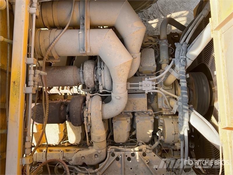 Komatsu HD785-5 Belden kirma kaya kamyonu
