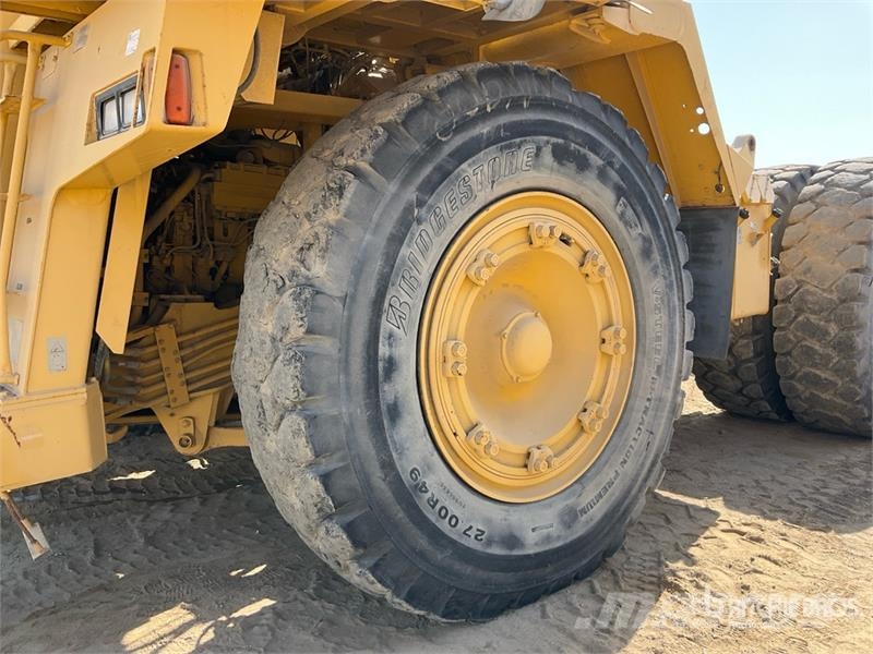 Komatsu HD785-5 Belden kirma kaya kamyonu