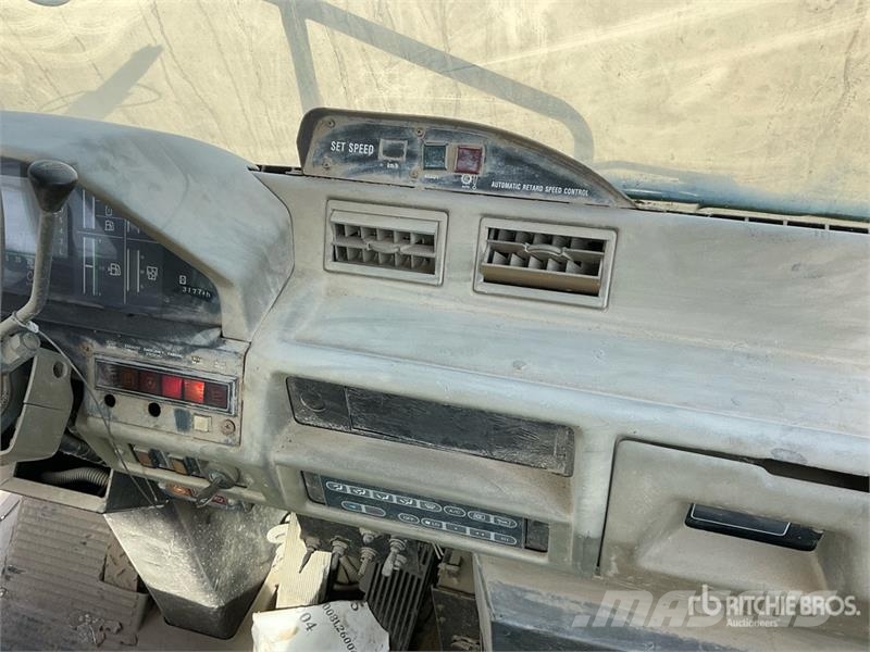 Komatsu HD785-5 Belden kirma kaya kamyonu