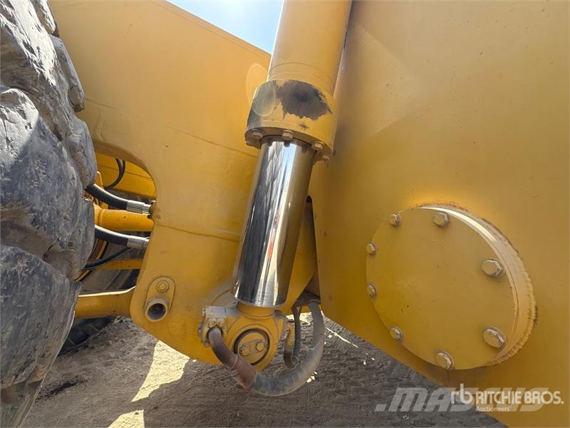 Komatsu HD785-5 Articulated Haulers