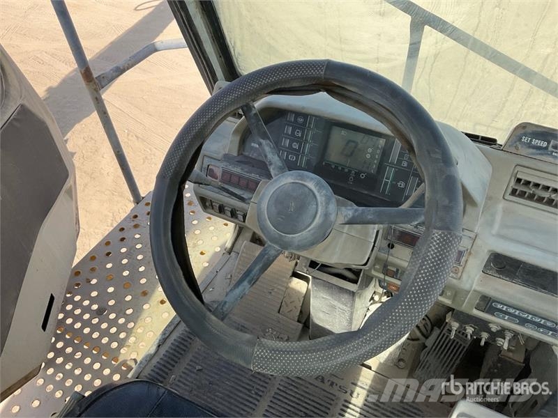 Komatsu HD785-5 Belden kirma kaya kamyonu
