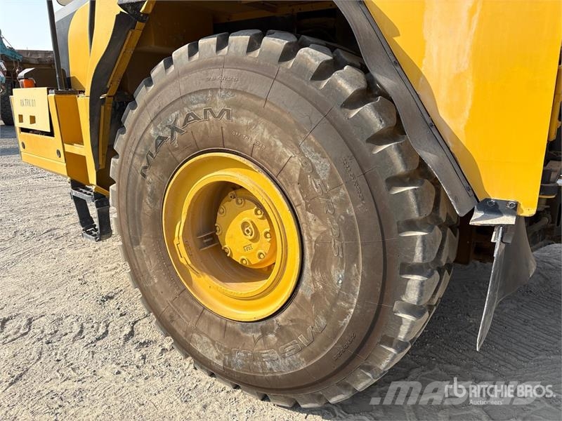 Komatsu HM400-1 Csuklósdömperek