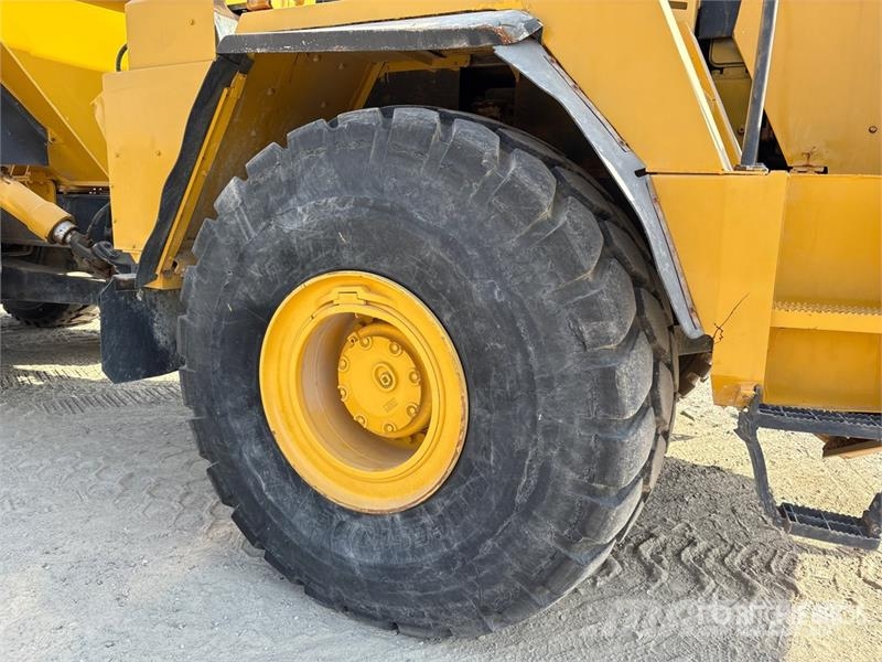 Komatsu HM400-1 Csuklósdömperek