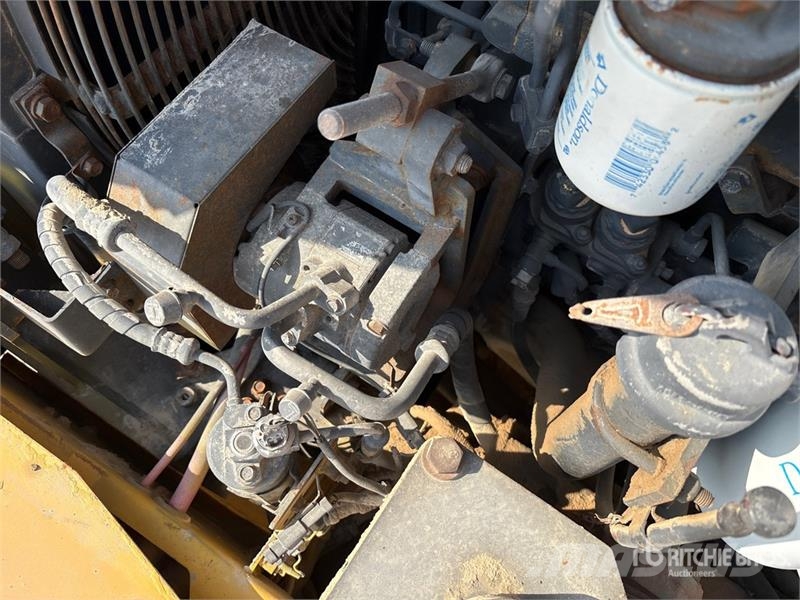 Komatsu HM400-1 Csuklósdömperek