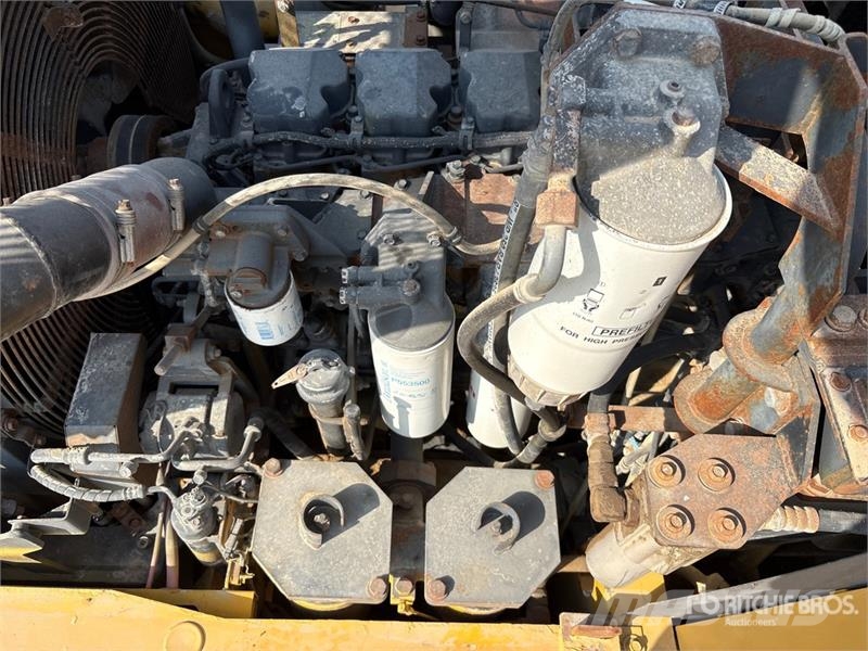 Komatsu HM400-1 Csuklósdömperek