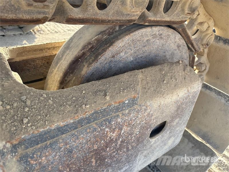 Komatsu PC200-7 Pelle sur chenilles