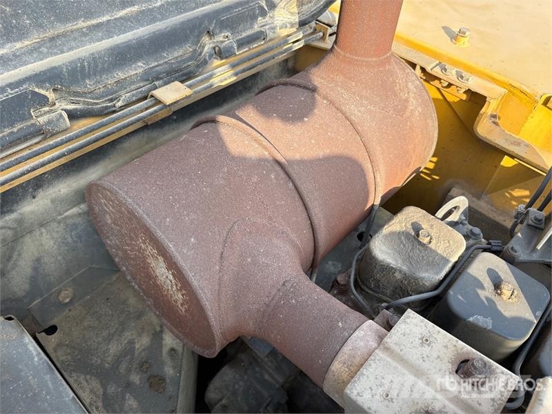 Komatsu PC200-7 Pelle sur chenilles