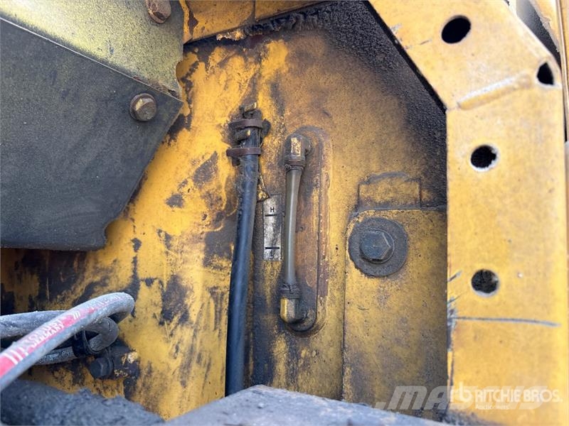 Komatsu PC200-7 Pelle sur chenilles