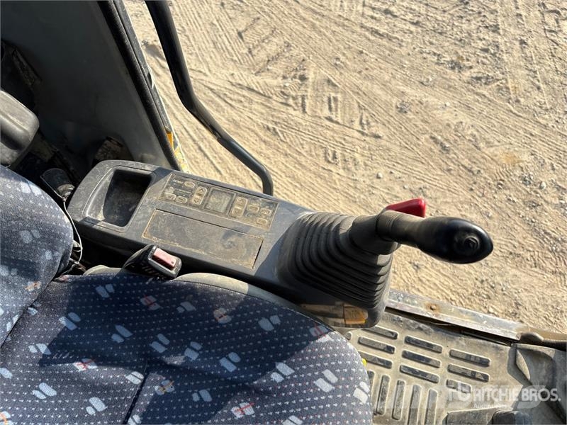 Komatsu PC200-7 Pelle sur chenilles