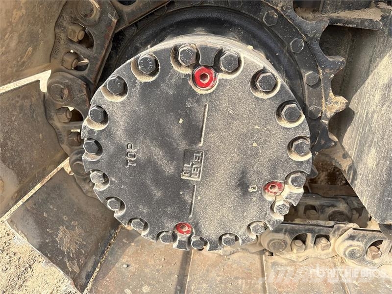 Komatsu PC200-8 履带挖掘机