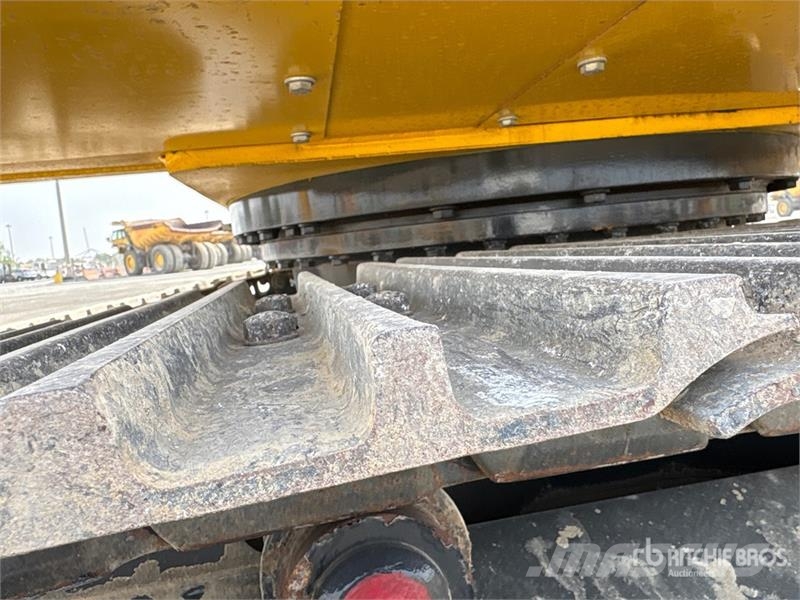 Komatsu PC200-8 履带挖掘机