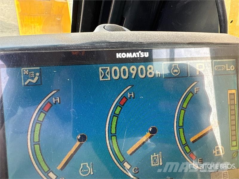 Komatsu PC200-8 履带挖掘机
