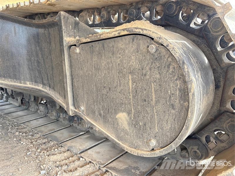 Komatsu PC200-8 履带挖掘机