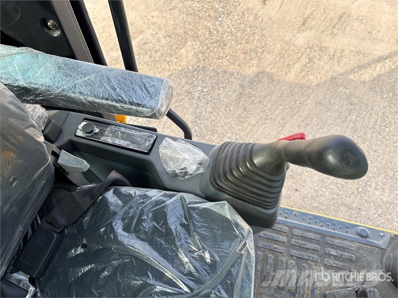 Komatsu PC200-8 履带挖掘机