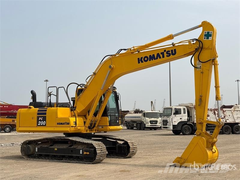 Komatsu PC200-8 履带挖掘机