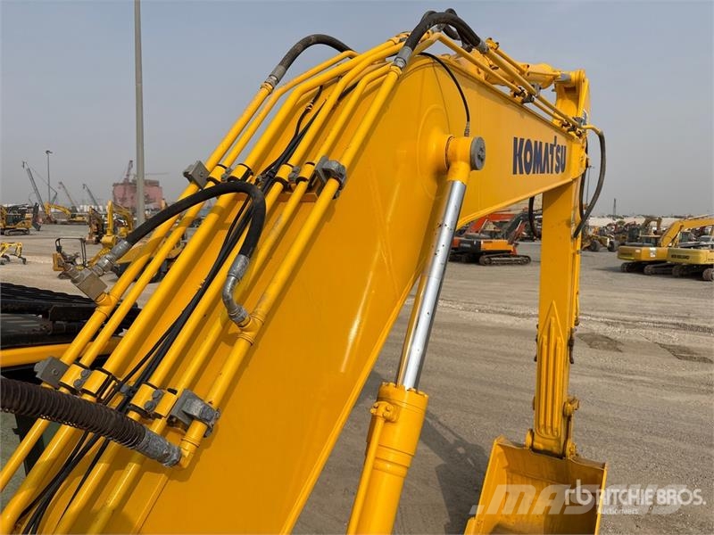 Komatsu PC200-8 履带挖掘机