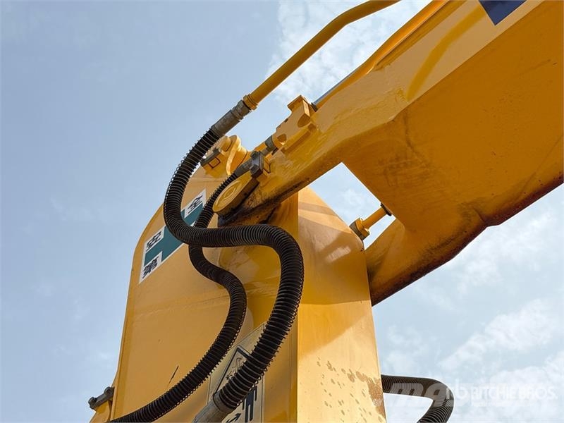 Komatsu PC200-8 履带挖掘机