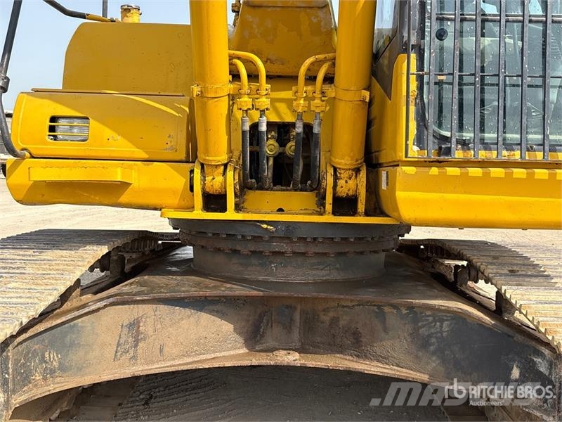 Komatsu PC220-7 履带挖掘机