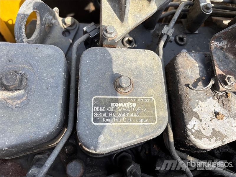Komatsu PC220-7 履带挖掘机