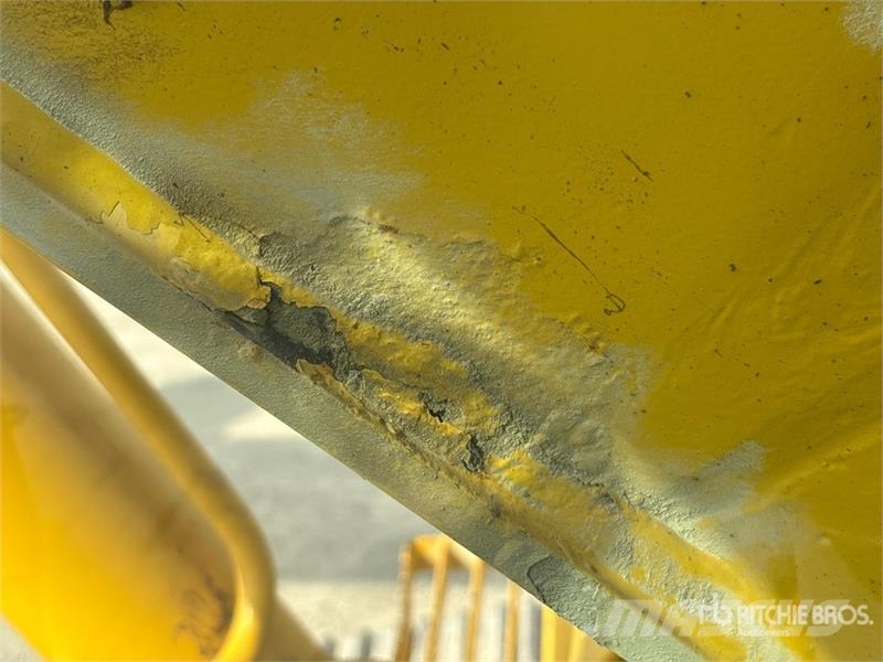 Komatsu PC220-7 履带挖掘机