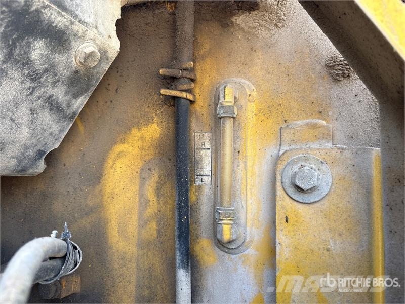 Komatsu PC220-7 履带挖掘机