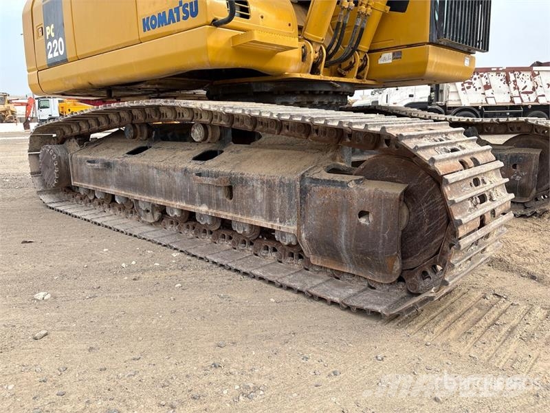 Komatsu PC220-7 履带挖掘机
