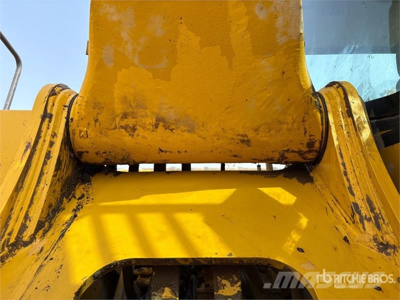 Komatsu PC220-7 履带挖掘机