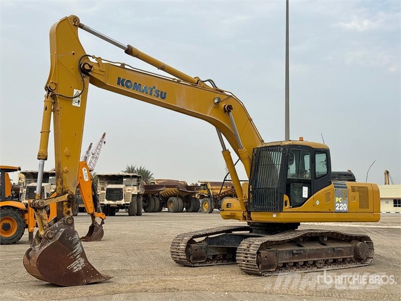Komatsu PC220-7 履带挖掘机
