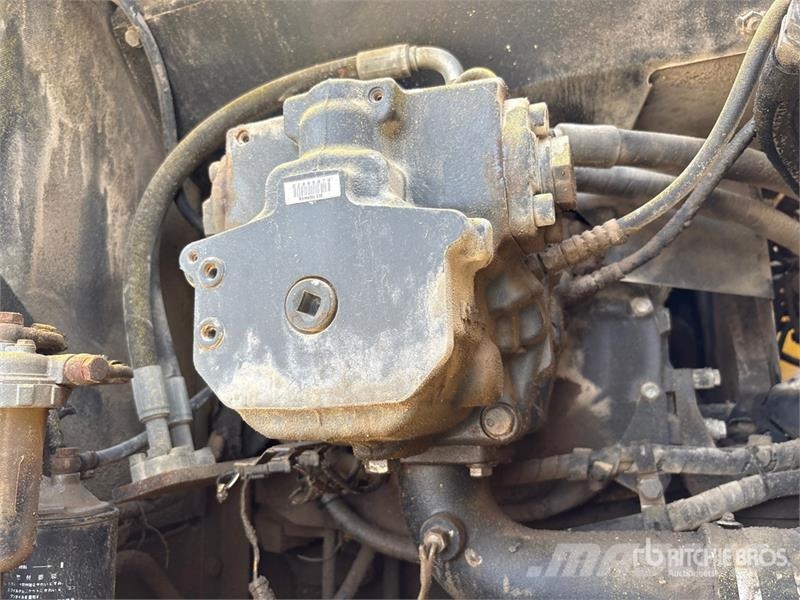 Komatsu PC220-7 履带挖掘机