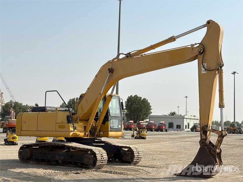 Komatsu PC220-7 履带挖掘机