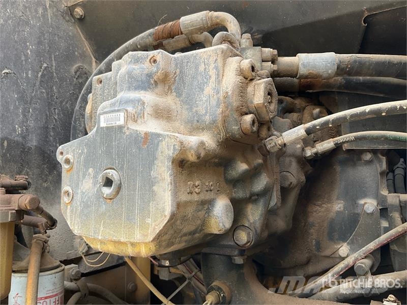 Komatsu PC220-7 履带挖掘机