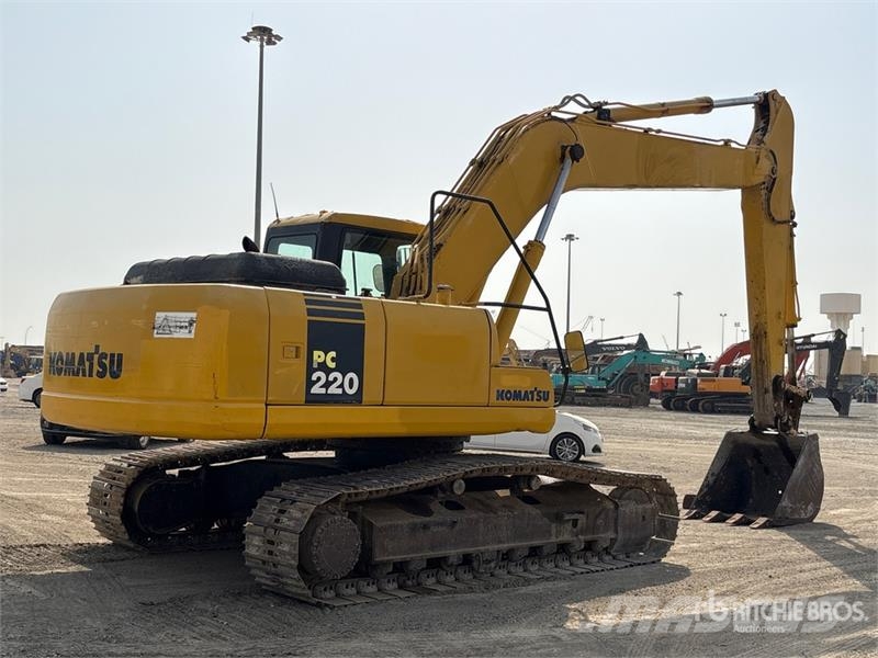 Komatsu PC220-7 履带挖掘机