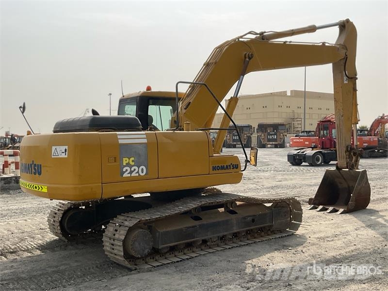 Komatsu PC220-7 履带挖掘机