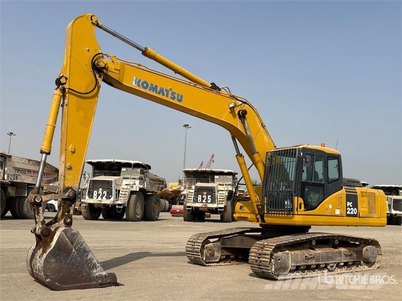 Komatsu PC220-7 履带挖掘机
