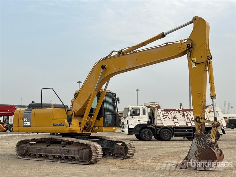 Komatsu PC220-7 履带挖掘机