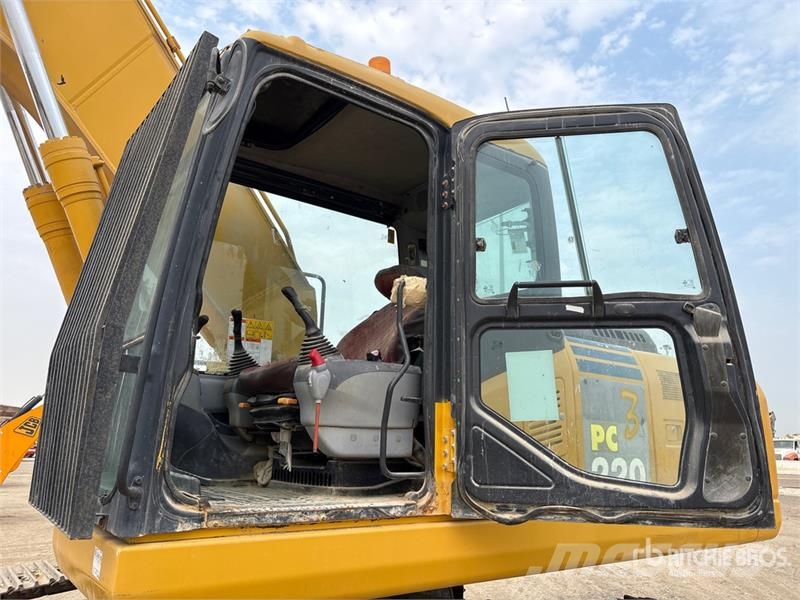 Komatsu PC220-7 履带挖掘机