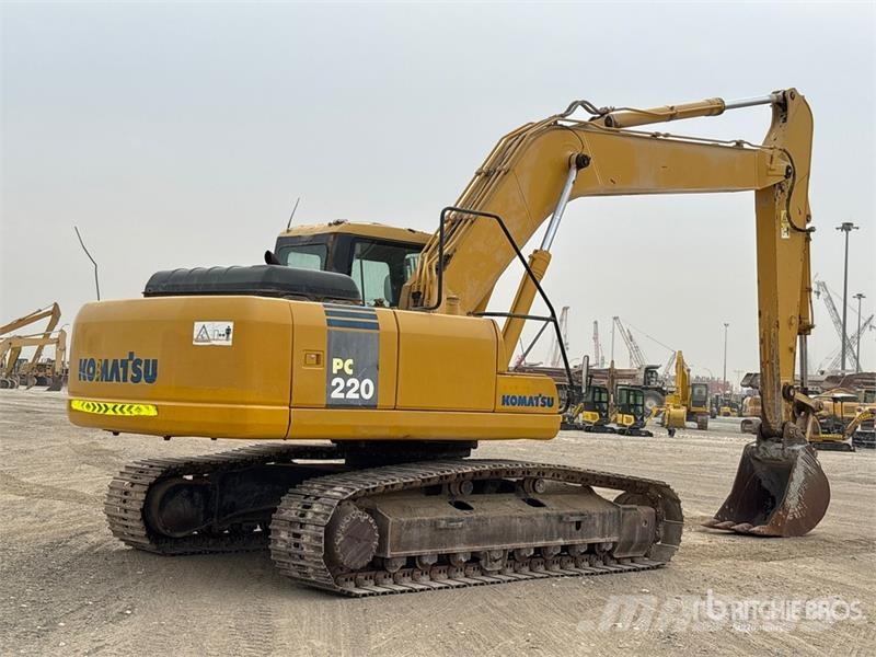 Komatsu PC220-7 履带挖掘机