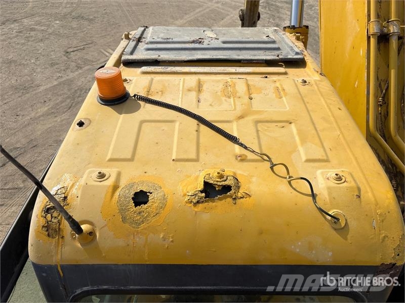 Komatsu PC220-7 履带挖掘机