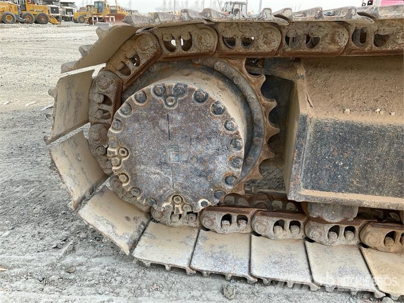 Komatsu PC220-7 履带挖掘机