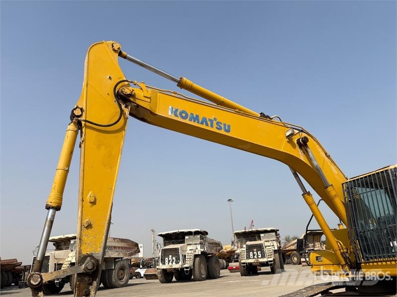 Komatsu PC220-7 履带挖掘机