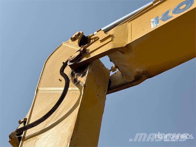 Komatsu PC220-7 履带挖掘机