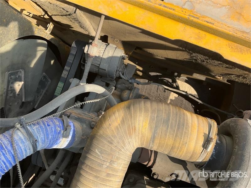 Komatsu PC400-7 Tracked Excavator Roomikekskavaatorid