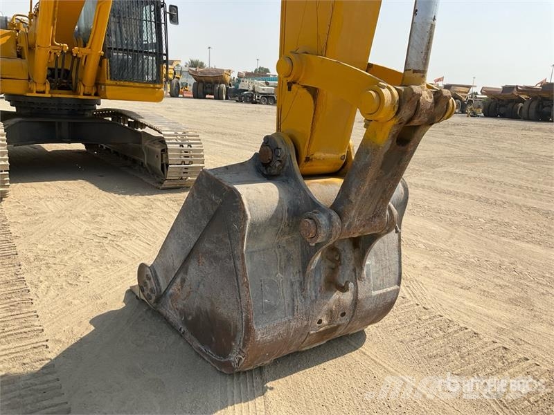 Komatsu PC400-7 Tracked Excavator Roomikekskavaatorid